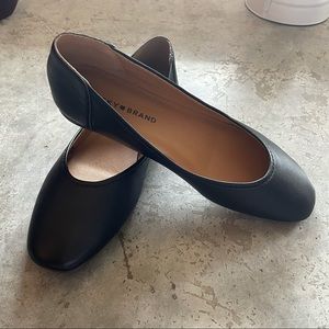 Lucky brand black flats size 8